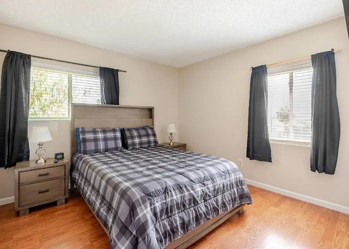 Apartment With Golf Course & Camelback Mountain Views Scottsdale