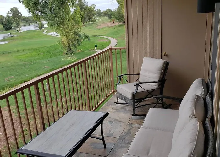 Apartment With Golf Course & Camelback Mountain Views Scottsdale